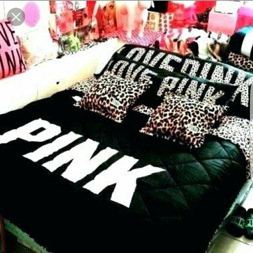 ISO Major! Cheetah Comforter